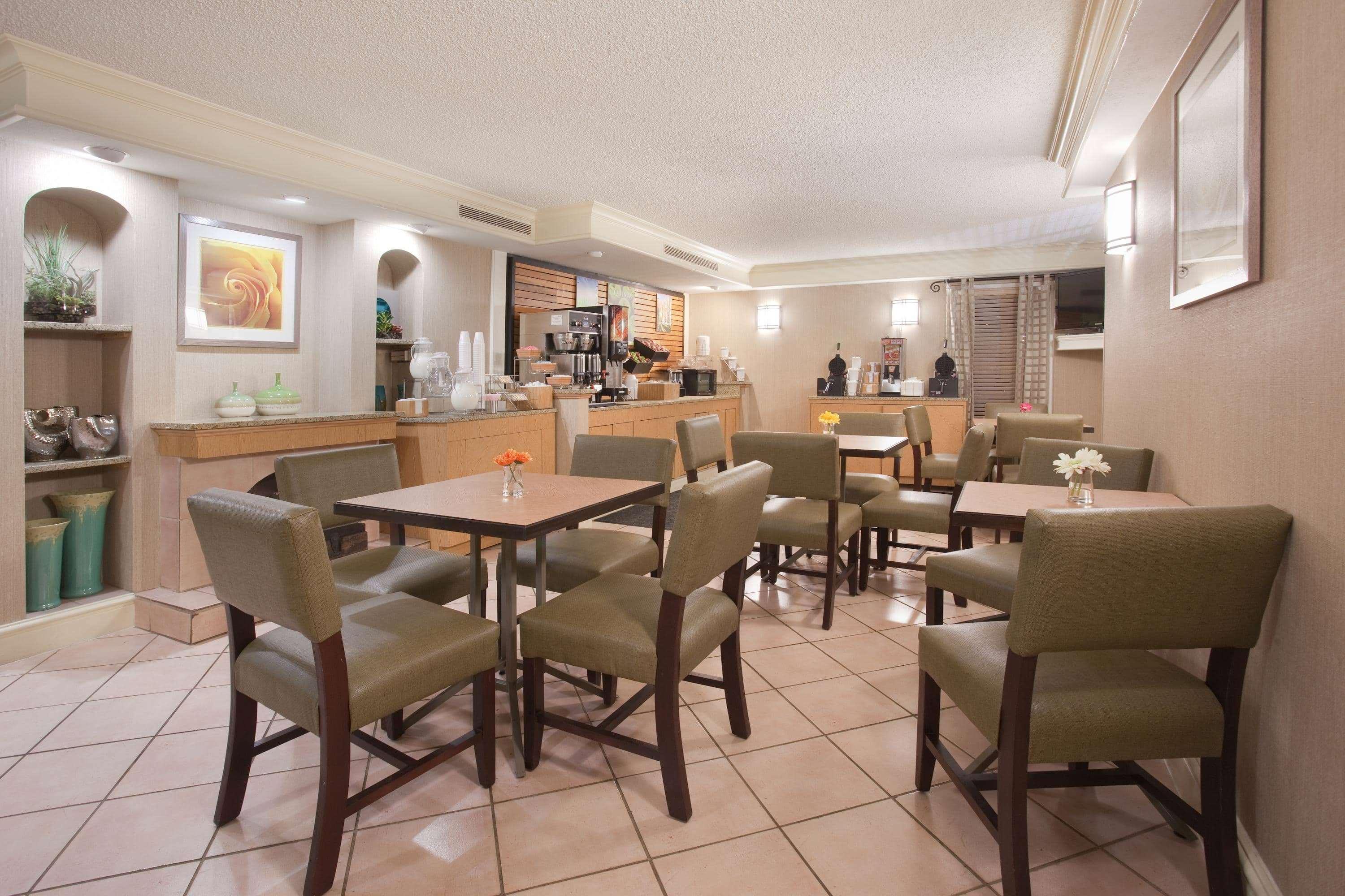 La Quinta Inn By Wyndham Denver Central Kültér fotó